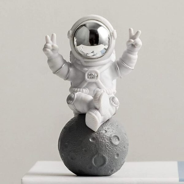 Street27 Cute Outer Space Astronaut Figurine ActionBest Amazon Deals